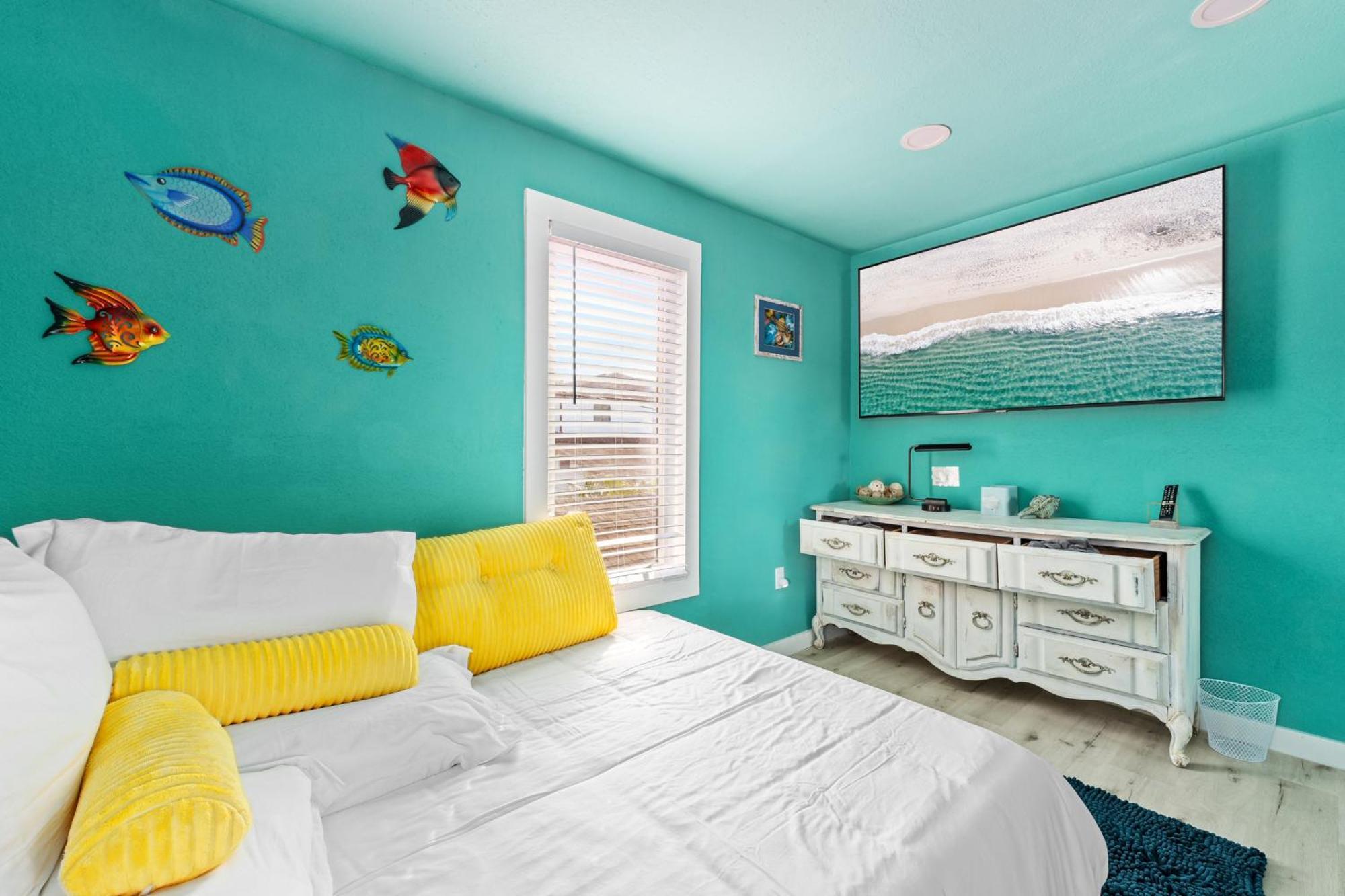 Above The Sea Apartment St. Petersburg Luaran gambar
