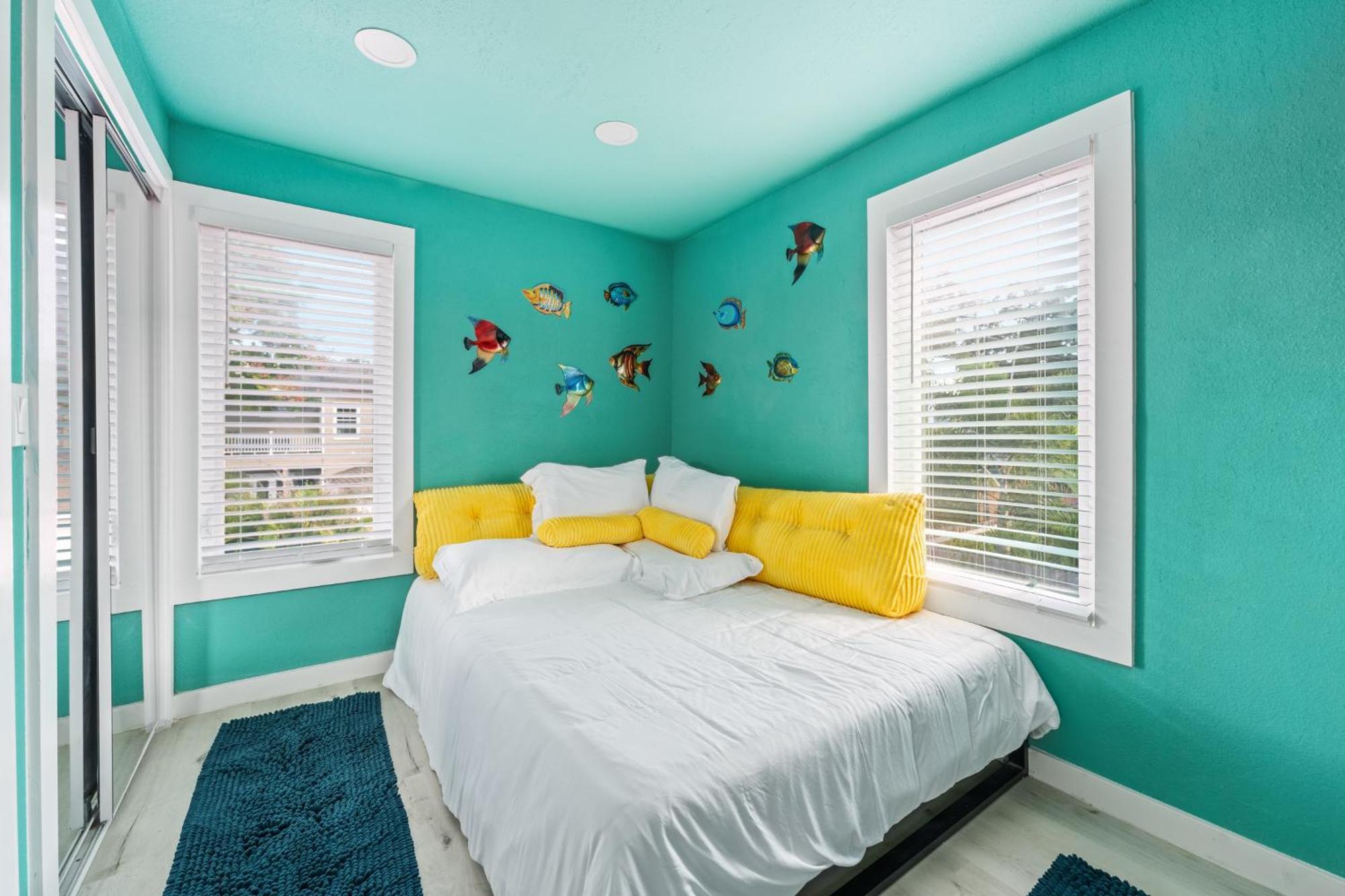 Above The Sea Apartment St. Petersburg Luaran gambar